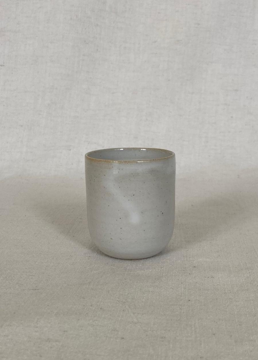 Tasse en grès, émail aléatoire